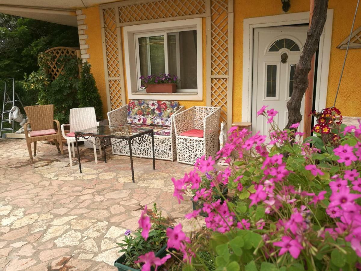 Arti Vila Ksamil Exterior photo